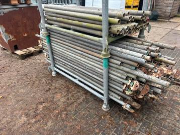 Ca. 225 korte Gebruikte Steigerbuizen deels met muurlip! beschikbaar voor biedingen