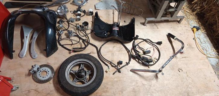 Retro scooter onderdelen, Fietsen en Brommers, Brommers | Overige merken, Gebruikt, Ophalen