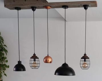 Diverse plafondlampen beschikbaar voor biedingen