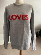 Linda Loves sweater grijs met rode opdruk, Ophalen of Verzenden, Zo goed als nieuw, Maat 36 (S), Grijs