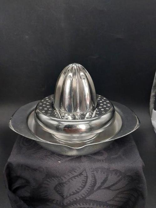 Prachtige vintage roestvrijstalen citruspers Alfra Alessi, Antiek en Kunst, Antiek | Keukenbenodigdheden, Ophalen of Verzenden