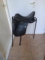 Bates dressage 17.5, Dieren en Toebehoren, Paarden en Pony's | Zadels, Dressuur, Ophalen of Verzenden, Zo goed als nieuw