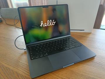 13,6 inch MacBook Air met M2 chip beschikbaar voor biedingen