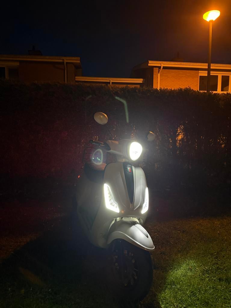 Vespa GTS A Klasse - Topstaat!, Ophalen, Zo goed als nieuw, Overige typen, Vespa