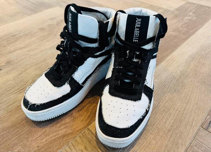 Juul & Belle hoge sneaker mt 40, Kleding | Dames, Schoenen, Zo goed als nieuw, Sneakers of Gympen, Zwart, Ophalen of Verzenden