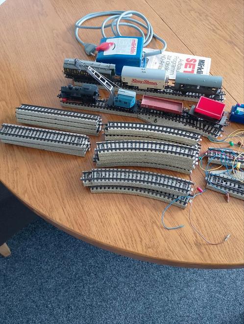 Te koop Märklin trein rails wagons locomotief  transformator, Hobby en Vrije tijd, Modeltreinen | H0, Zo goed als nieuw, Wisselstroom
