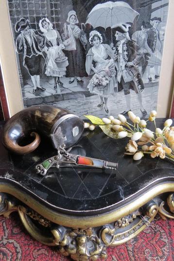 Vintage MIRACLE flintlock pistol broche, kiltpin zeldzaam  beschikbaar voor biedingen