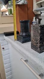 Marmeren sokkel voor beeld (2x), Ophalen of Verzenden