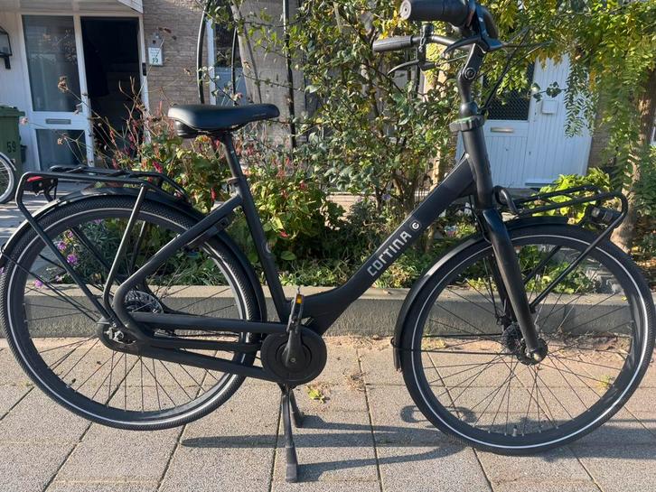 Cortina fiets Common Framemaat 50  28 inch Black Matt ZGAN, Fietsen en Brommers, Fietsen | Dames | Damesfietsen, Zo goed als nieuw