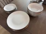 Tafelservies 18 delig, Huis en Inrichting, Keuken | Servies, Ophalen, Keramiek, Zo goed als nieuw, Bord(en)