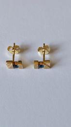 Oude gouden oorstekers met Saffier, 14 krt, Verzenden, Goud, Oorbellen, Met edelsteen