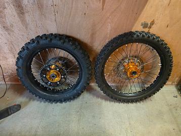 ktm wielen enduro exc 18 + 21 beschikbaar voor biedingen