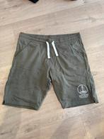 Groene korte joggingbroek maat L, Ophalen of Verzenden, Zo goed als nieuw, Maat 52/54 (L), Groen