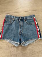 Levis 501 dames korte broek maat 36, Ophalen, Blauw, Zo goed als nieuw, W28 - W29 (confectie 36)