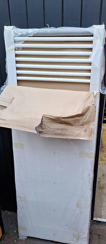 NIEUW - Laurens design radiator - NIEUW  beschikbaar voor biedingen