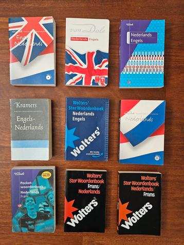 Diverse woordenboeken beschikbaar voor biedingen