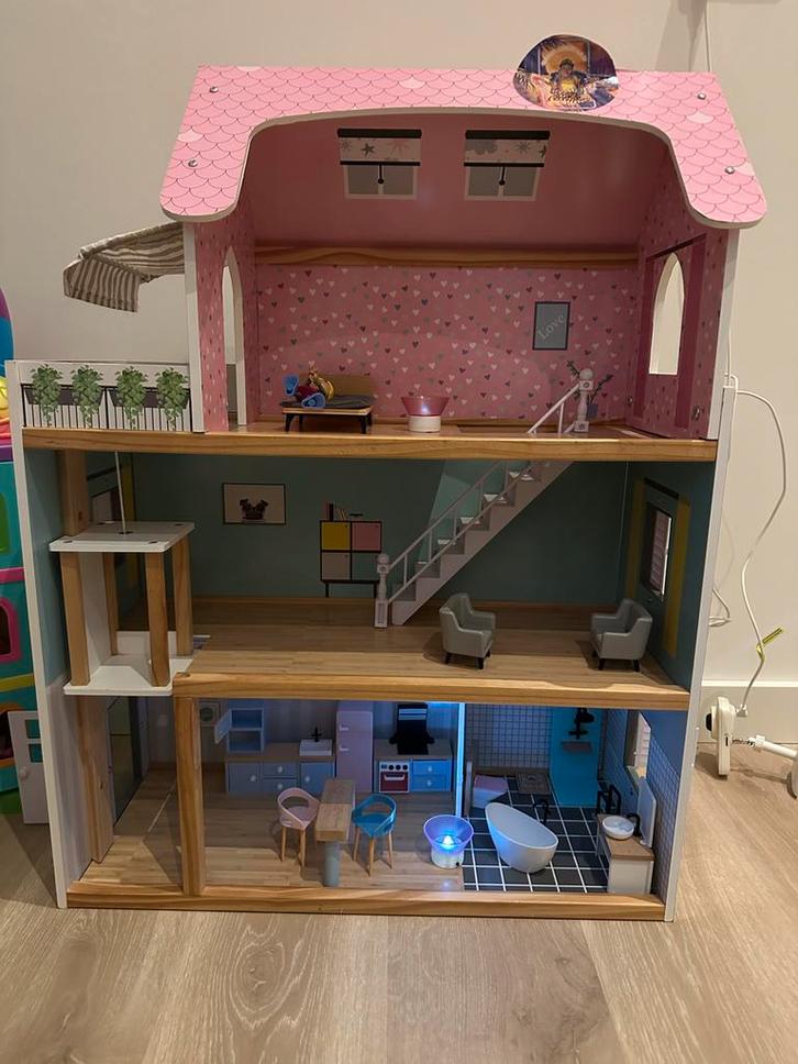 Lidl Poppenhuis - Compleet!, Kinderen en Baby's, Speelgoed | Poppenhuizen, Zo goed als nieuw, Poppenhuis, Ophalen of Verzenden
