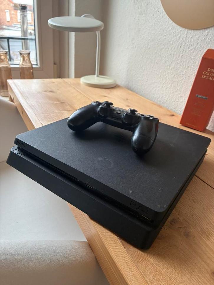 Ps4 Slim, Spelcomputers en Games, Spelcomputers | Sony PlayStation 4, Gebruikt, Slim, 1 TB, Met 1 controller, Ophalen of Verzenden
