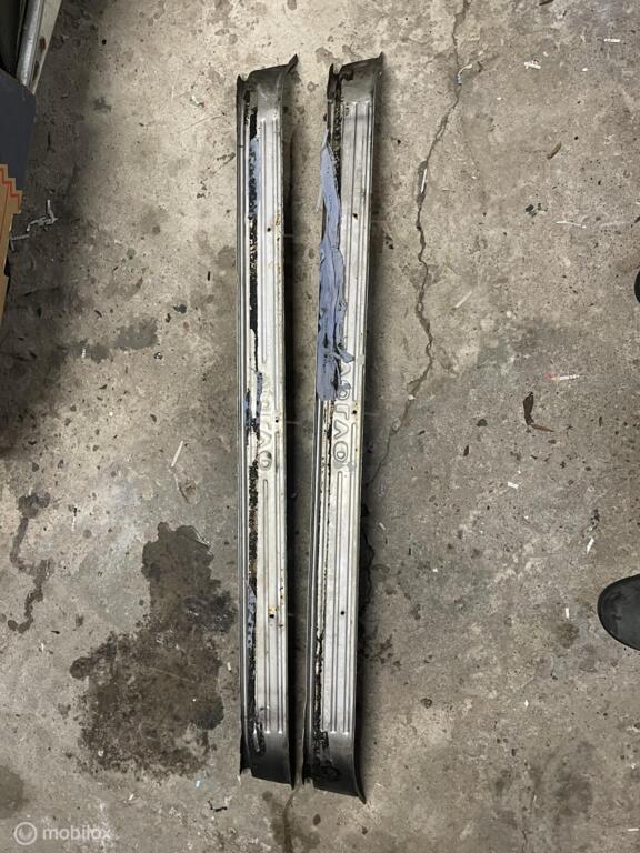 Instaplijst op dorpel volvo amazon 2 deurs 655190 655189, Auto-onderdelen, Interieur en Bekleding, Nieuw, Ophalen of Verzenden