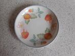 Bord 10 cm. Strawberry Garden Johnson Brothers, Huis en Inrichting, Keuken | Servies, Ophalen of Verzenden, Zo goed als nieuw