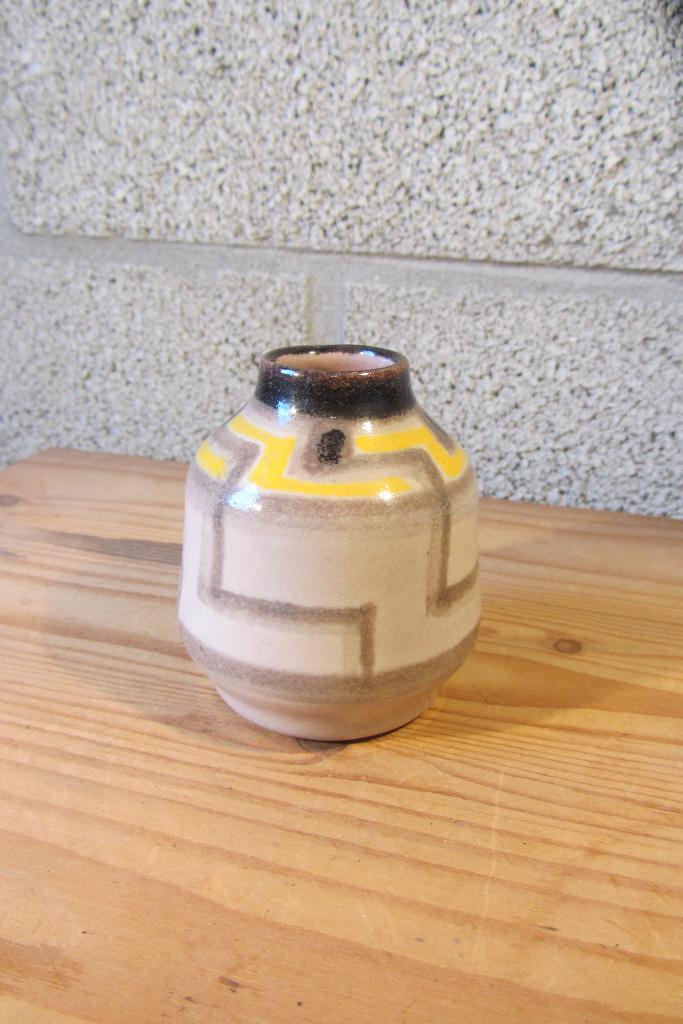 Vaasje (plateel) van De Vier Paddestoelen, Utrecht., Antiek en Kunst, Antiek | Keramiek en Aardewerk, Ophalen of Verzenden