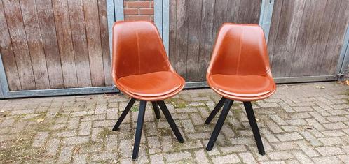 Twee industriële stoelen, Huis en Inrichting, Stoelen, Gebruikt, Twee, Bruin, Ophalen