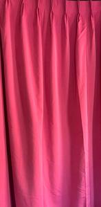 Nette roze gordijnen, verduisterend, als nieuw, Huis en Inrichting, Ophalen, Zo goed als nieuw, 150 tot 200 cm