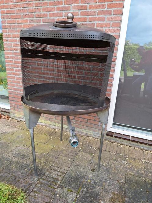 Biertank omgebouwd naar bbq / vuurkorf, Tuin en Terras, Terrasverwarmers, Gebruikt, Vloer, Ophalen