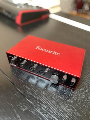 Focusrite Scarlett 18i8 interface beschikbaar voor biedingen