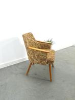 Stoffen fauteuil met houten leuning en bladeren vintage, Huis en Inrichting, Stoelen, Gebruikt, Vintage, Ophalen of Verzenden