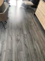 40m2 grijs laminaat, Ophalen, Gebruikt, 50 tot 150 cm, 10 m² of meer