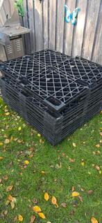 Kunststof Vlonderpallets - 10 hele, paar halve - Epe, Caravans en Kamperen, Kampeeraccessoires, Ophalen