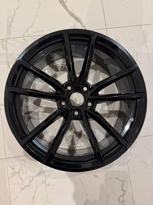 Volkswagen golf 7r Pretoria velg 19 inch origineel vw 5X112, Auto-onderdelen, Banden en Velgen, Zomerbanden, 19 inch, 225 mm, Gebruikt
