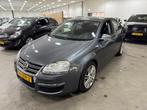 Volkswagen Jetta 1.6 Trendline / RIJDT SCHAKELT GOED / NETTE, Voorwielaandrijving, Gebruikt, Parkeersensor, 4 cilinders