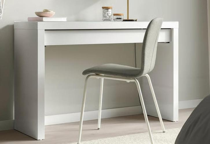 Malm make up tafel ikea, Huis en Inrichting, Tafels | Kaptafels, Zo goed als nieuw, Minder dan 100 cm, 100 tot 150 cm, Hout, Ophalen
