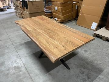 Boomstam tafel 300CM!!  beschikbaar voor biedingen