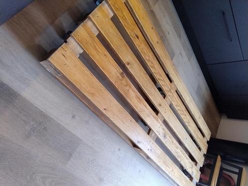 Heel mooi, stoer eenpersoons palletbed op wielen, Huis en Inrichting, Slaapkamer | Bedden, Zo goed als nieuw, Eenpersoons, 80 cm