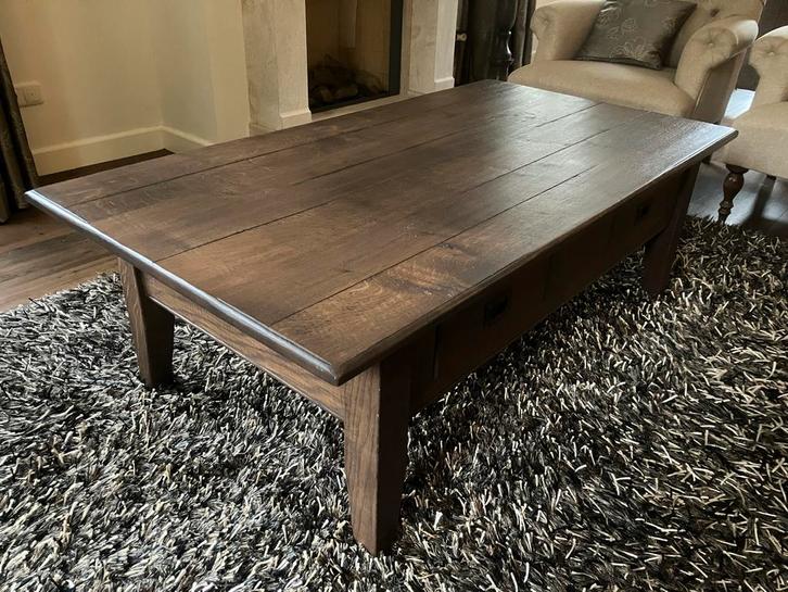 Donker Eiken Salontafel met Lades - 140x75cm, Huis en Inrichting, Tafels | Salontafels, Gebruikt, Minder dan 50 cm, 50 tot 100 cm