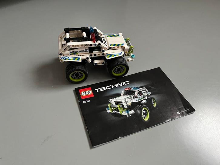 LEGO Technic Politie Onderscheppingsvoertuig 42047, Kinderen en Baby's, Speelgoed | Duplo en Lego, Zo goed als nieuw, Lego, Complete set