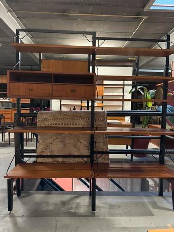 Poul Cadovius by Royal System vintage modulair wandsysteem beschikbaar voor biedingen