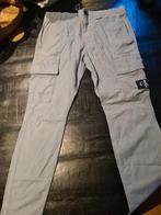 Calvin Klein Jeans Cargo Broek - Lichtgrijs MAAT L, Overige maten, Ophalen of Verzenden, Zo goed als nieuw, Grijs
