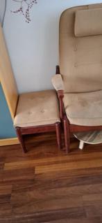 Fauteuil met voetenbank - Relaxstoel, Ophalen, Gebruikt, Hout, 75 tot 100 cm