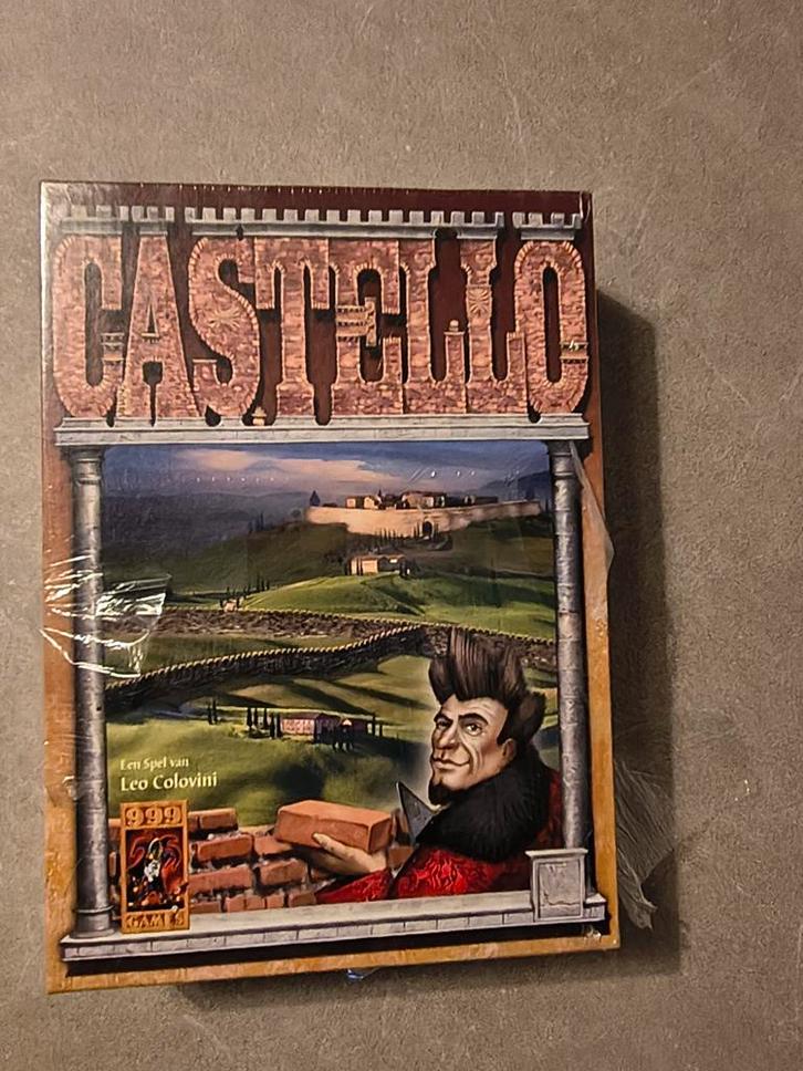 Castello Bordspel - Bouw je eigen kasteel!, Hobby en Vrije tijd, Gezelschapsspellen | Bordspellen, Ophalen of Verzenden