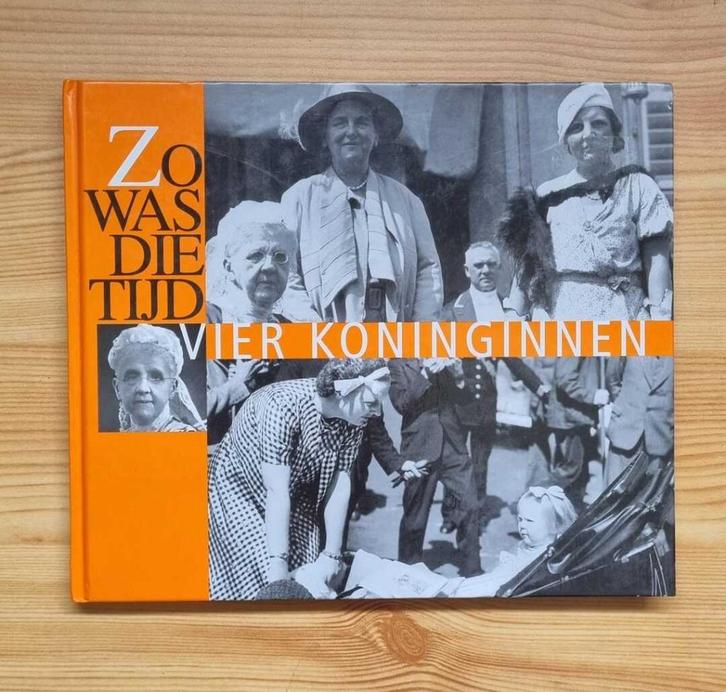 Vier koninginnen, over Emma, Wilhelmina, Juliana en Beatrix, Verzamelen, Koninklijk Huis en Royalty, Nieuw, Tijdschrift of Boek