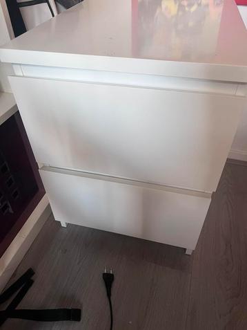 Ikea nachtkastje wit