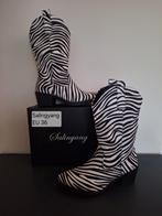 Salingyang zwart witte cowboy boots 36 met zebraprint, Hoge laarzen, Nieuw, Ophalen of Verzenden, Salingyang