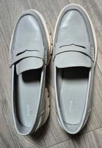 Grijze Loafers - Maat 41, Ophalen of Verzenden, Gedragen, Overige kleuren