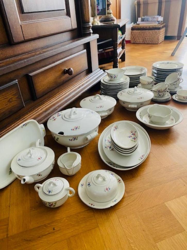 Servies, Antiek en Kunst, Antiek | Servies compleet, Ophalen of Verzenden