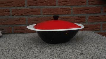 DRU ULFT Confetti serie hoge pan met deksel email rood beschikbaar voor biedingen