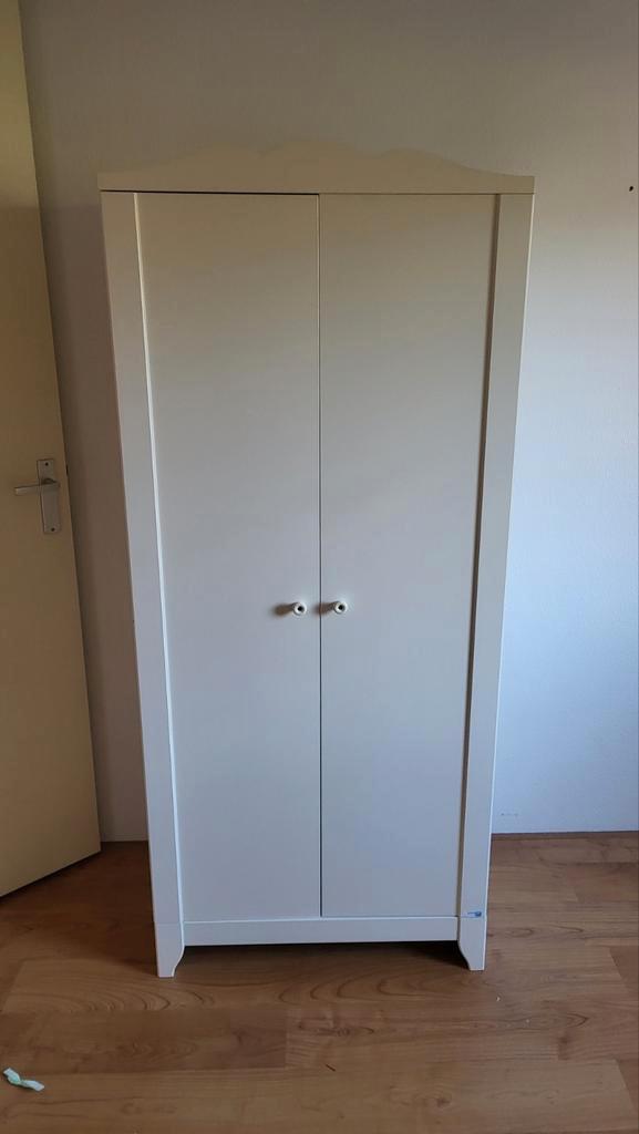 Witte kledingkast met deuren en planken, Huis en Inrichting, Kasten | Kledingkasten, Zo goed als nieuw, 150 tot 200 cm, 50 tot 100 cm